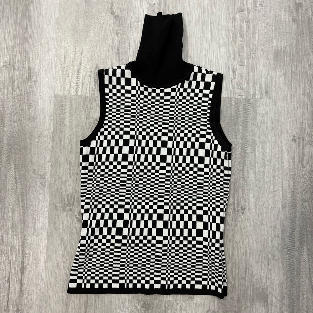 I.N.C International Concepts Striped Black and White Sleevelesss Sweater